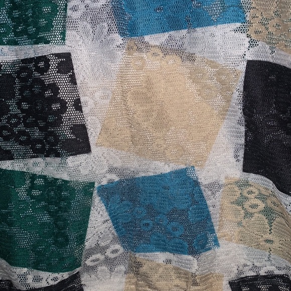 Jeune mere polyester XS multi colored flowered strap bottom long sleeve blouse. - Picture 2 of 5